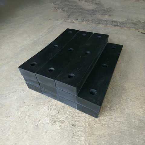Rubber Loading Dock Kotak 10x20x100 cm